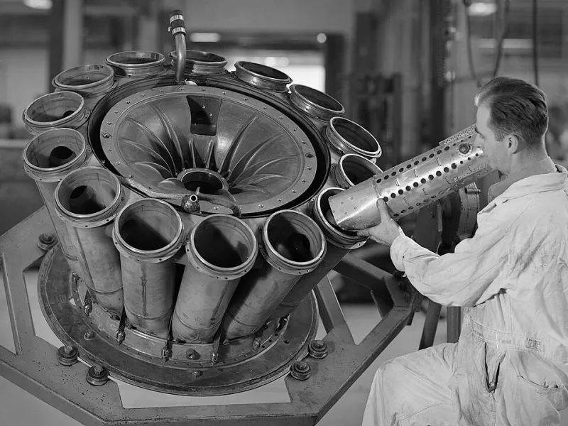 De los escombros del cosmos a Silicon Valley: la teoría de que nuestra tecnología no es del todo nuestra